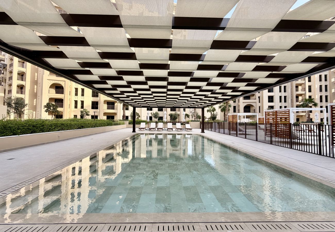 Apartment in Dubai - Chic MJL Retreat | Steps to Souk Madinat & Burj Al Arab