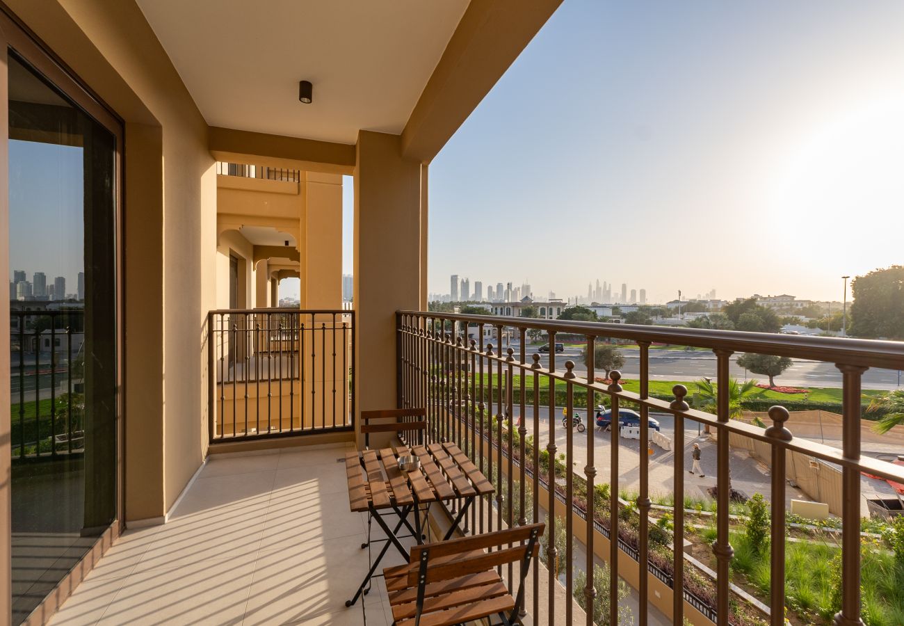 Apartment in Dubai - Chic MJL Retreat | Steps to Souk Madinat & Burj Al Arab