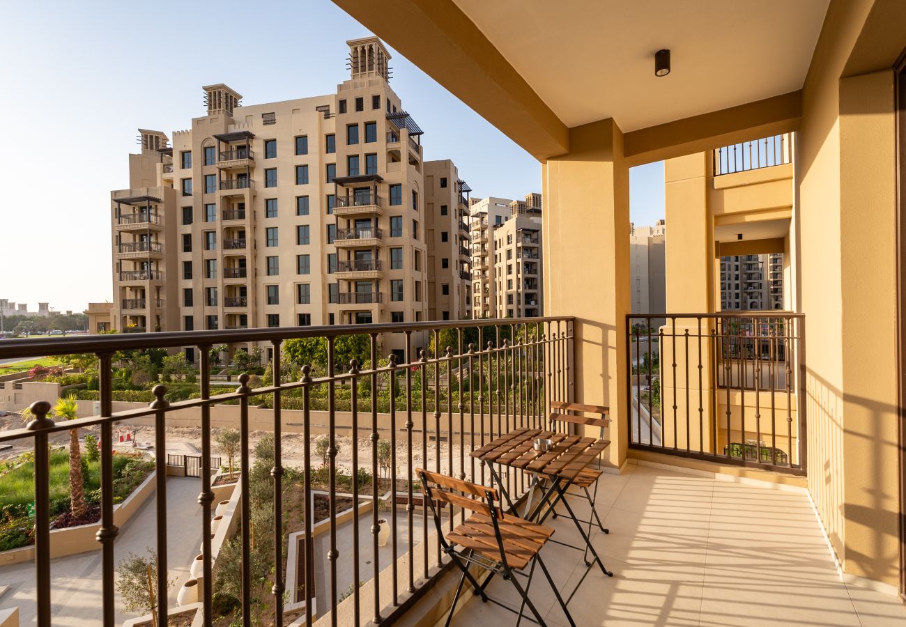 Apartment in Dubai - Chic MJL Retreat | Steps to Souk Madinat & Burj Al Arab