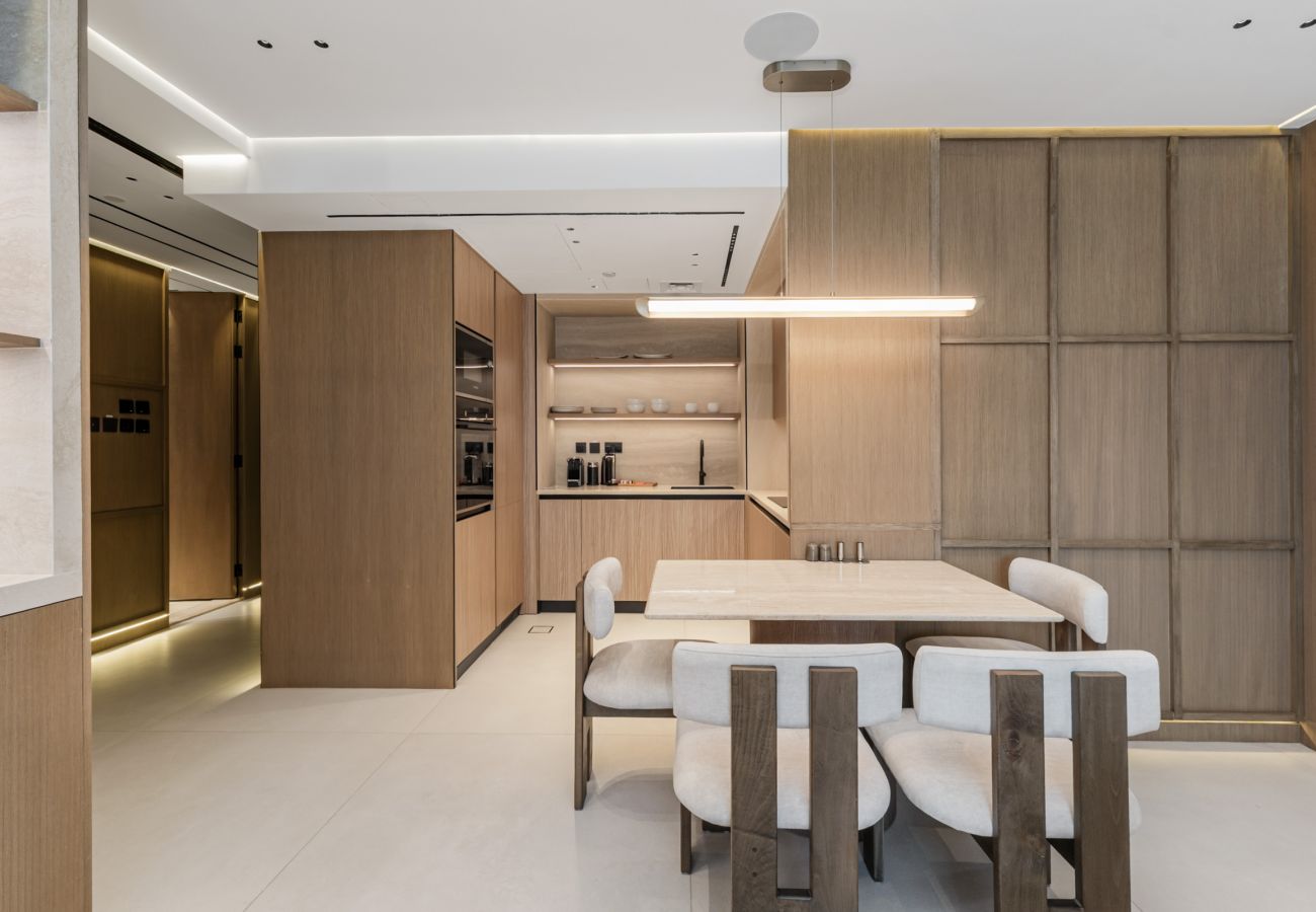 Apartment in Dubai - Prime JLT Stay | Near Metro & Lakeside Dining