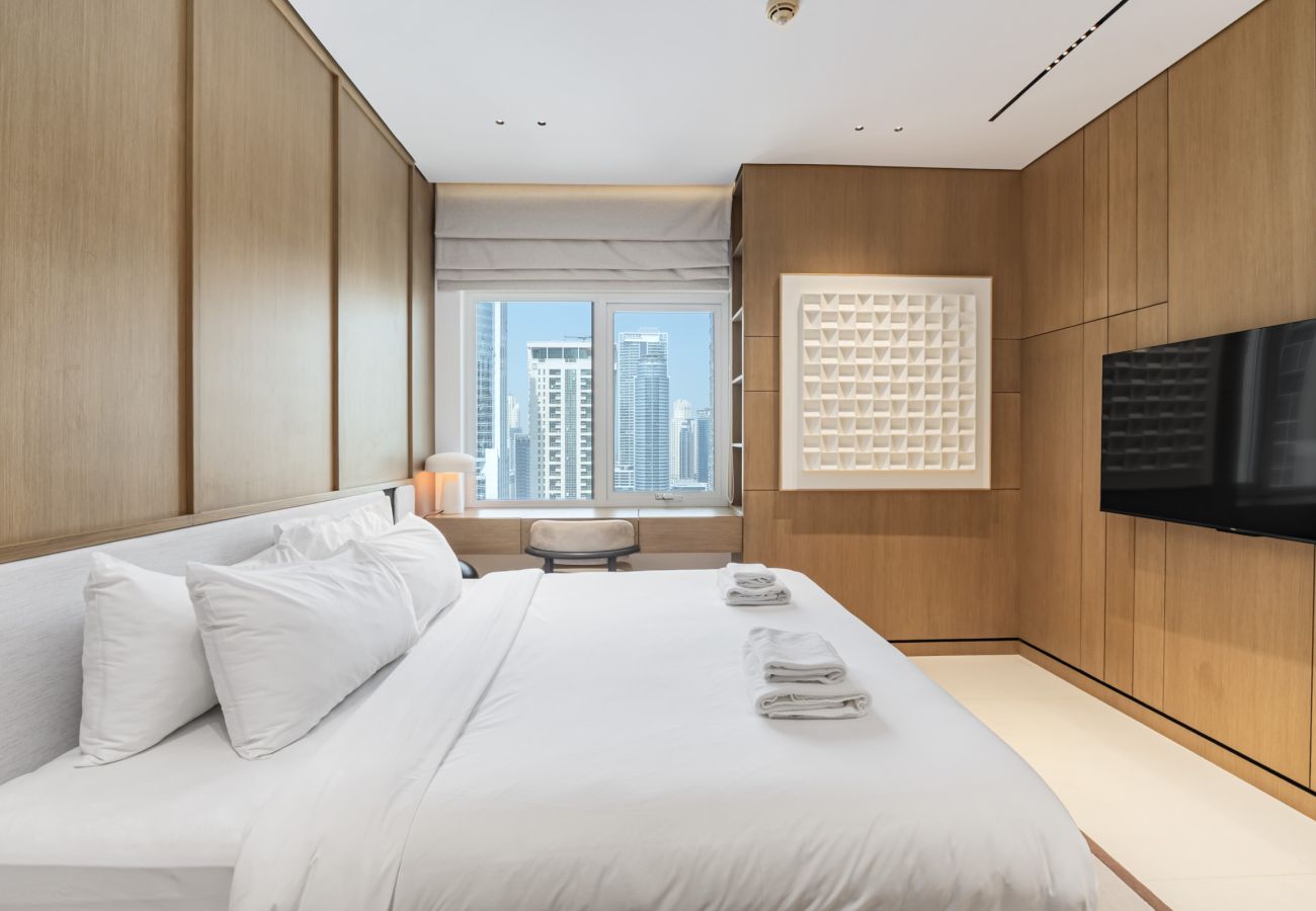 Apartment in Dubai - Prime JLT Stay | Near Metro & Lakeside Dining