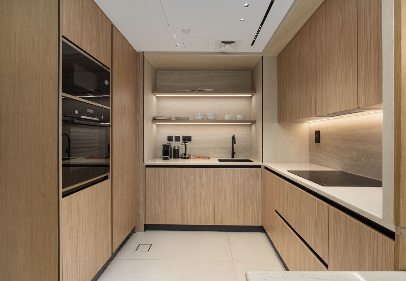 Apartment in Dubai - Prime JLT Stay | Near Metro & Lakeside Dining