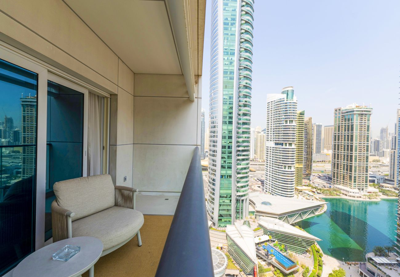 Apartment in Dubai - Prime JLT Stay | Near Metro & Lakeside Dining