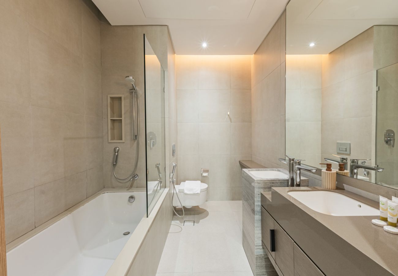 Apartment in Dubai - Live the Vibe: Upgraded 2BR | JBR Coastal Living