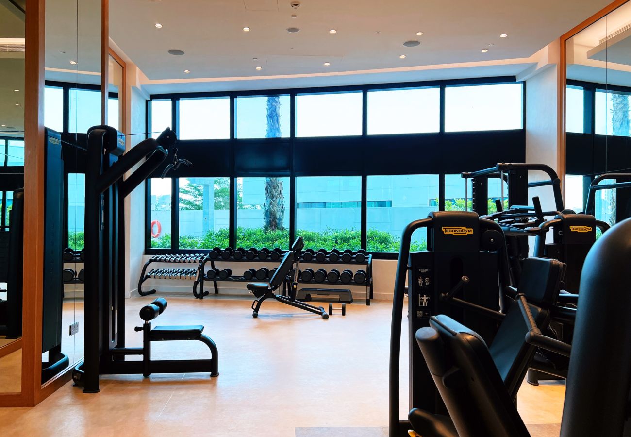 Apartment in Dubai - Live the Vibe: Upgraded 2BR | JBR Coastal Living