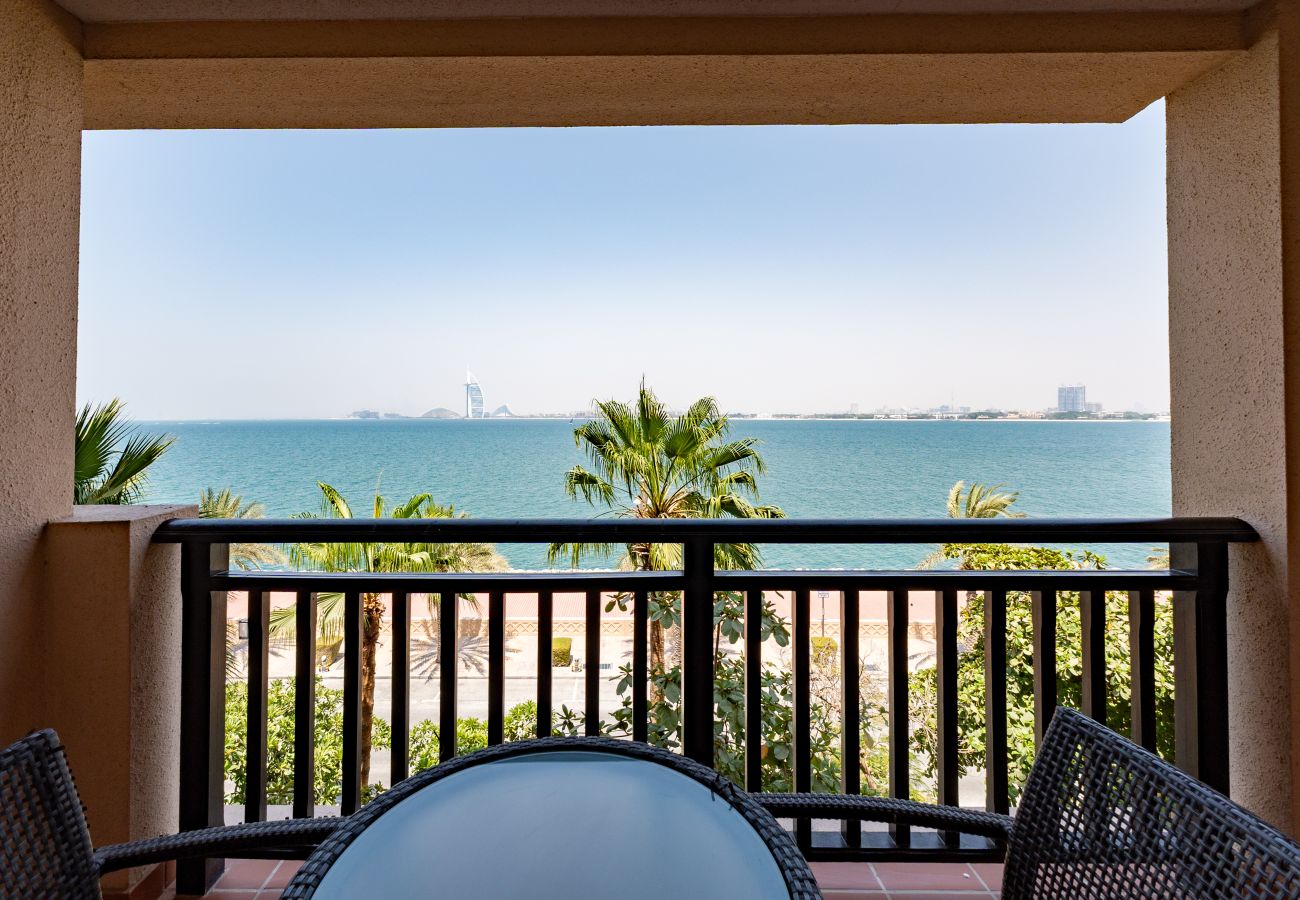 Apartment in Dubai - Palm Jumeirah 2BR | Prime Burj Al Arab Balcony
