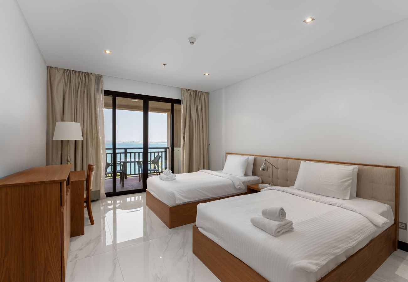 Apartment in Dubai - Palm Jumeirah 2BR | Prime Burj Al Arab Balcony