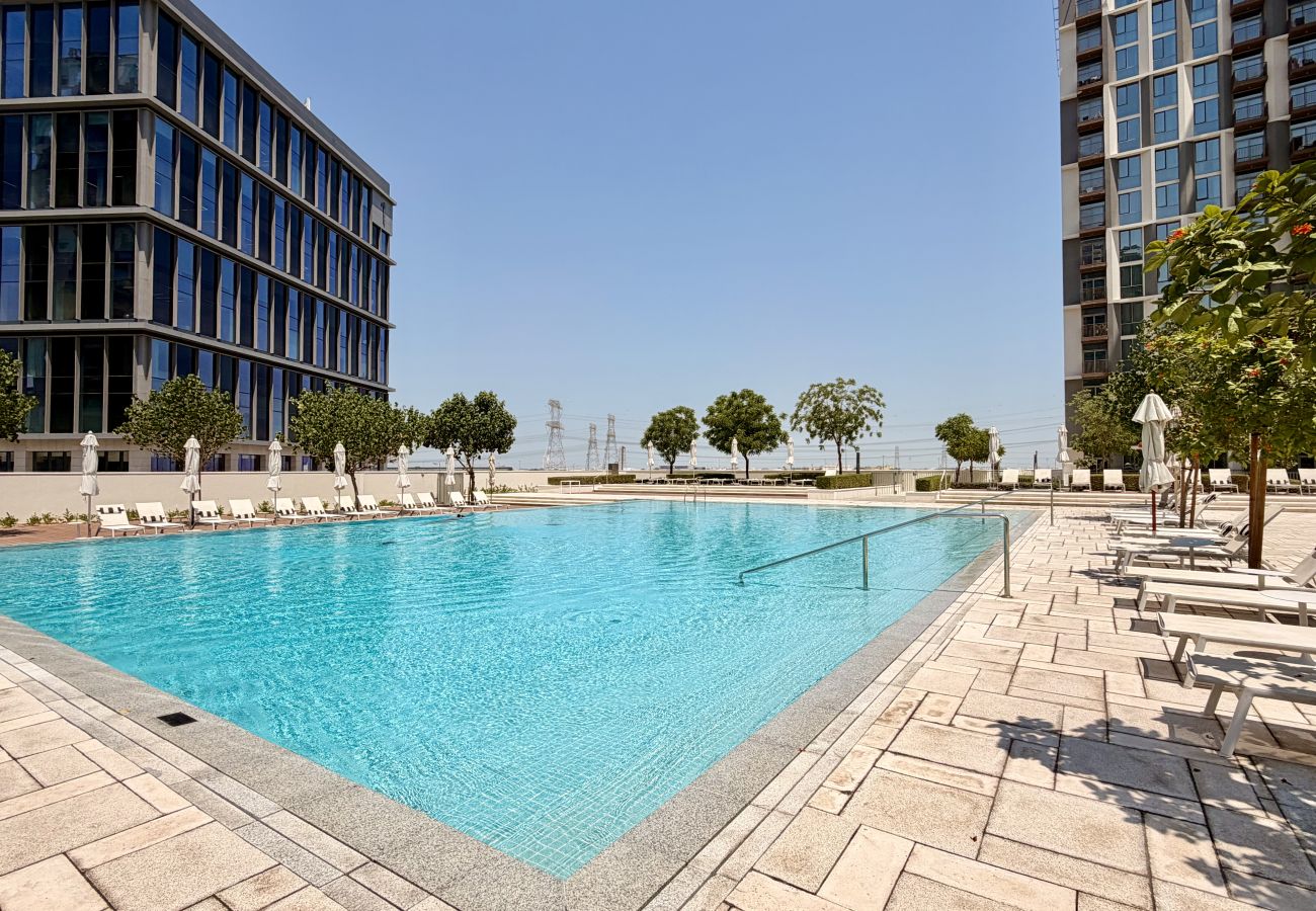 Apartment in Dubai - Boho-Chic 1BR w/ Pool | Dubai Hills