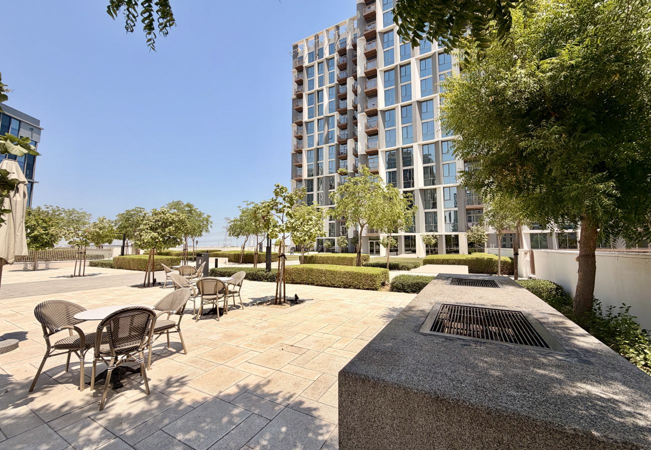 Apartment in Dubai - Boho-Chic 1BR w/ Pool | Dubai Hills
