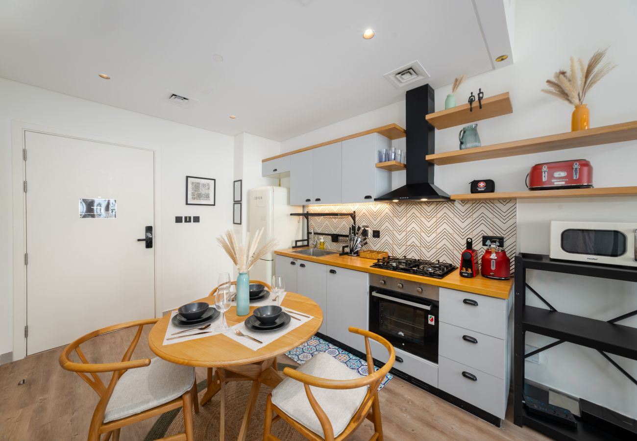 Apartment in Dubai - Boho-Chic 1BR w/ Pool | Dubai Hills