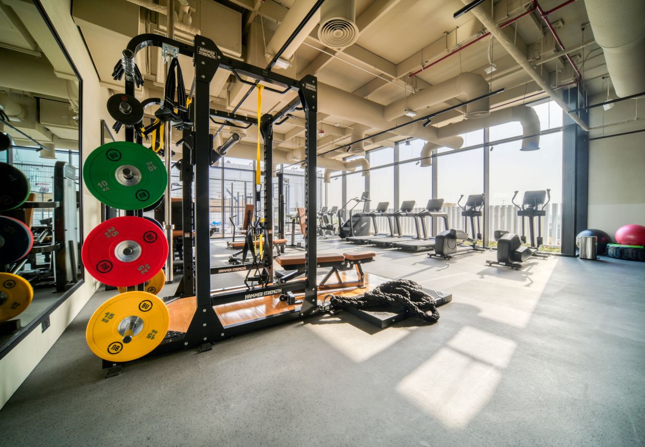 Studio in Dubai - Modern Studio Near Downtown | Burj View