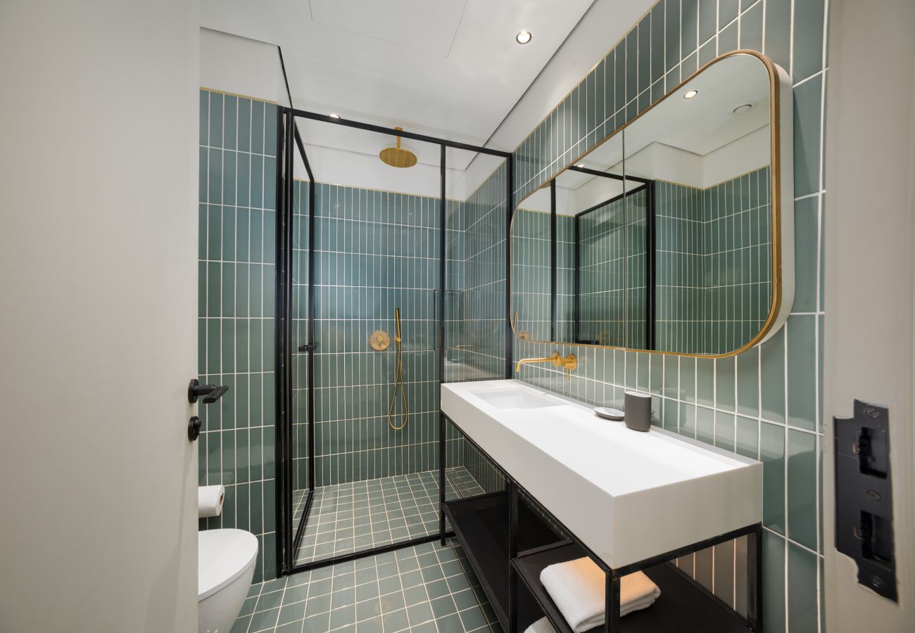 Studio in Dubai - Modern Studio Near Downtown | Burj View