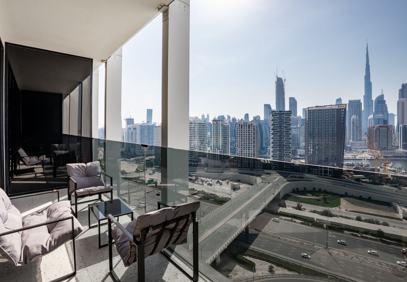 Studio in Dubai - Chic City Studio in Upside w/ Burj View