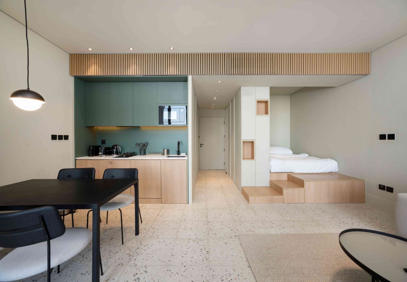 Studio in Dubai - Prime Upside Studio w/ Private Balcony
