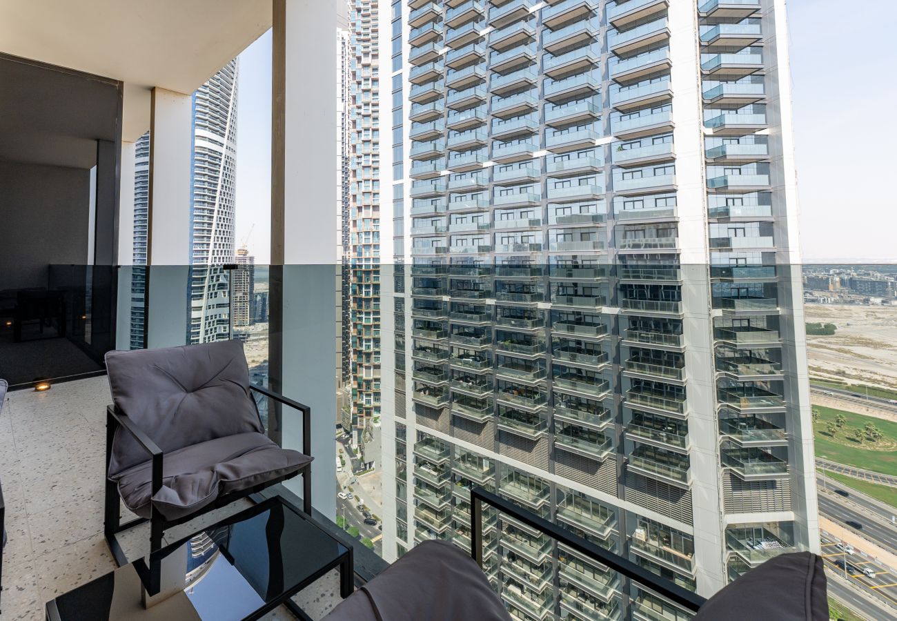 Studio in Dubai - Prime Upside Studio w/ Private Balcony