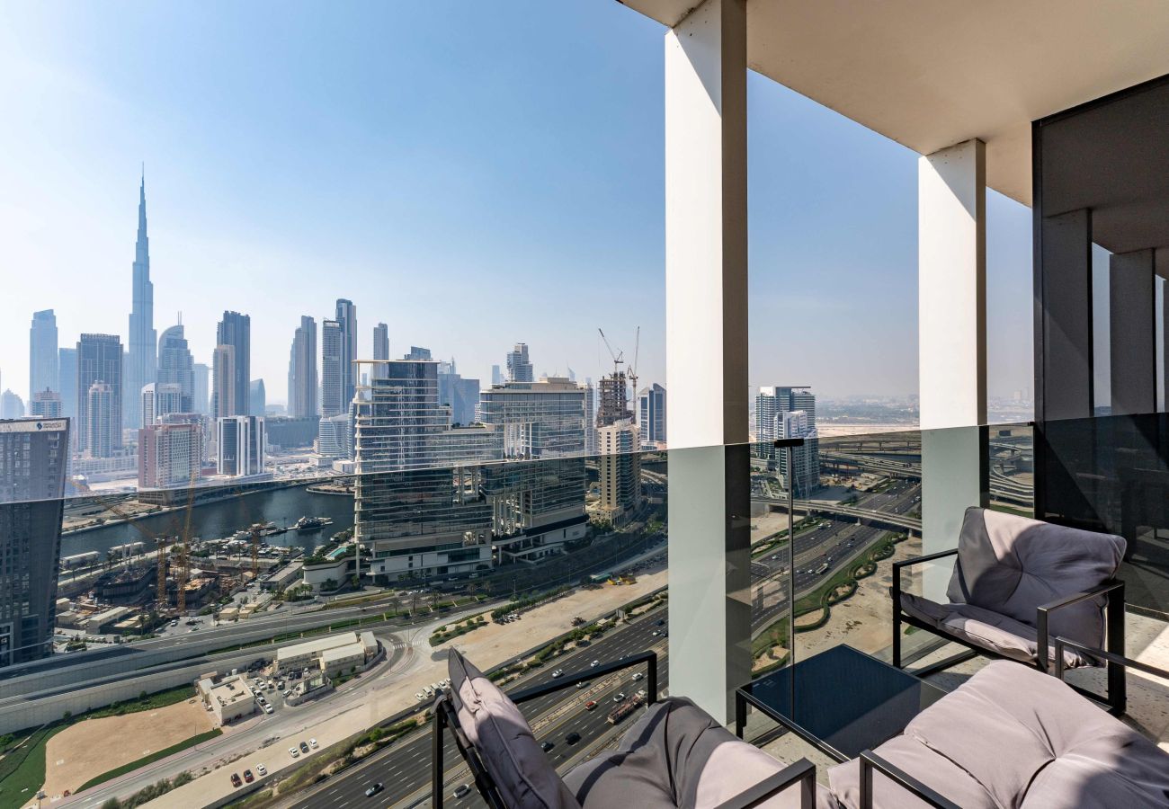 Studio in Dubai - Bright Studio w/ Iconic Burj View