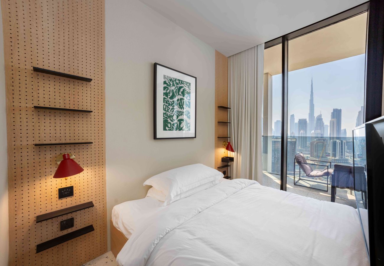 Studio in Dubai - Bright Studio w/ Iconic Burj View