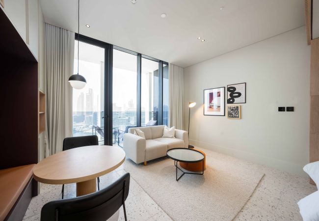 Studio in Dubai - Contemporary Studio w/ Burj View