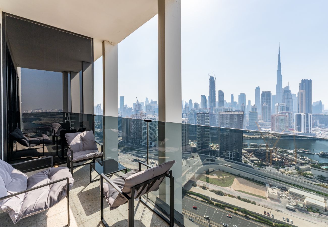 Studio in Dubai - Relaxed Studio in Upside w/ Burj View