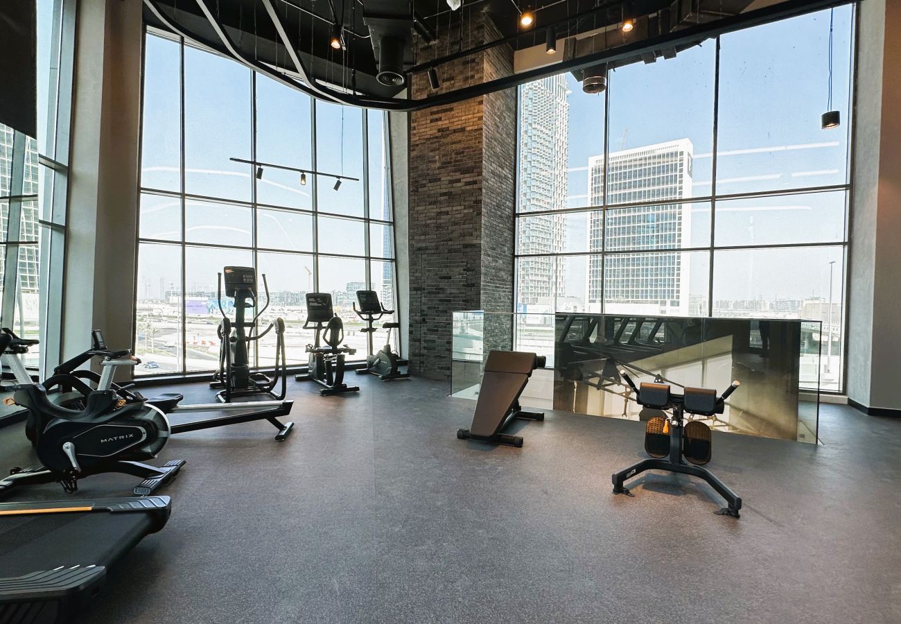 Apartment in Dubai - Modern 2BR Retreat | Near Downtown Dubai