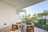 Apartment in Dubai - Modern 2BR Gem | Prime Palm Jumeirah Location