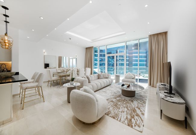 Apartment in Dubai - Refined 1BR Haven | Palm Jumeirah