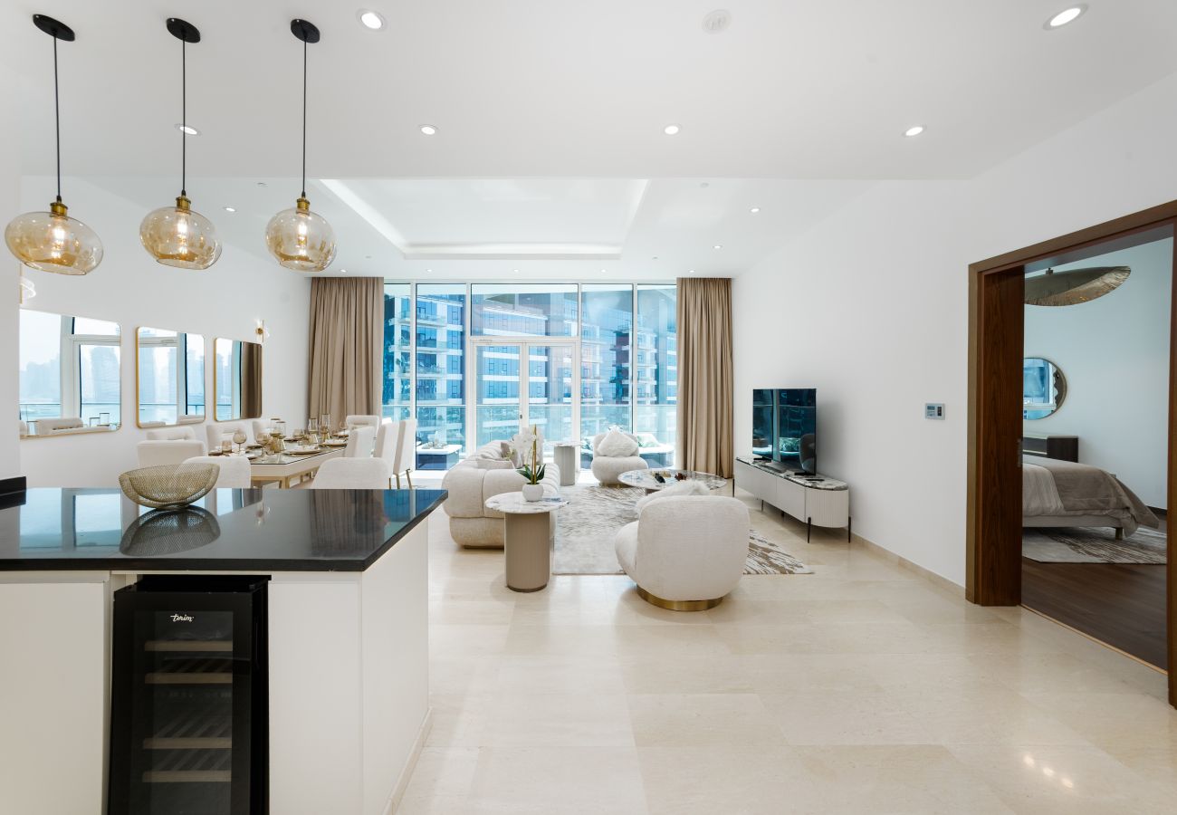 Apartment in Dubai - Refined 1BR Haven | Palm Jumeirah