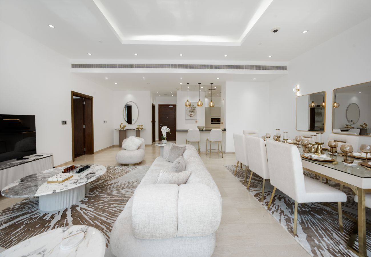 Apartment in Dubai - Refined 1BR Haven | Palm Jumeirah